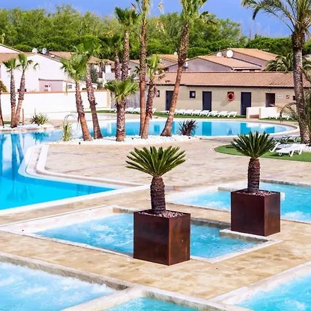 Maison Avec Piscine Chauffee De Paques A La Toussaint Acces Animation & Parc Aquatique De Juin A Fin Septembre