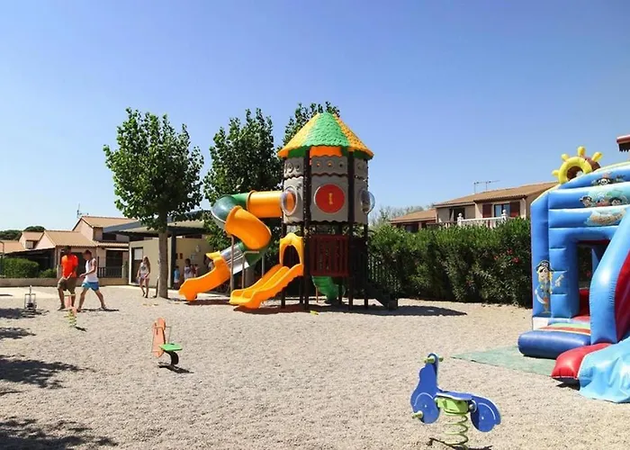Maison Avec Piscine Chauffee De Paques A La Toussaint Acces Animation & Parc Aquatique De Juin A Fin Septembre Nyaraló